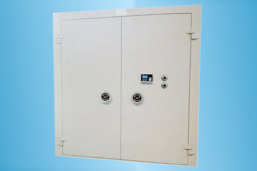 不銹鋼金庫(kù)門(mén)特點(diǎn)